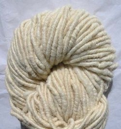 Costswald Yarn : Cream